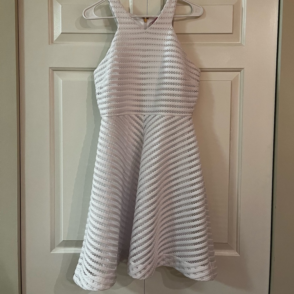 Lilly Pulitzer - White Lace Dress - MEDIUM - Tags Still On